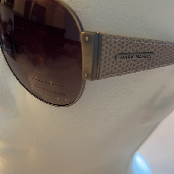Mark Nason women's aviator sunglasses - Picture 5 of 9